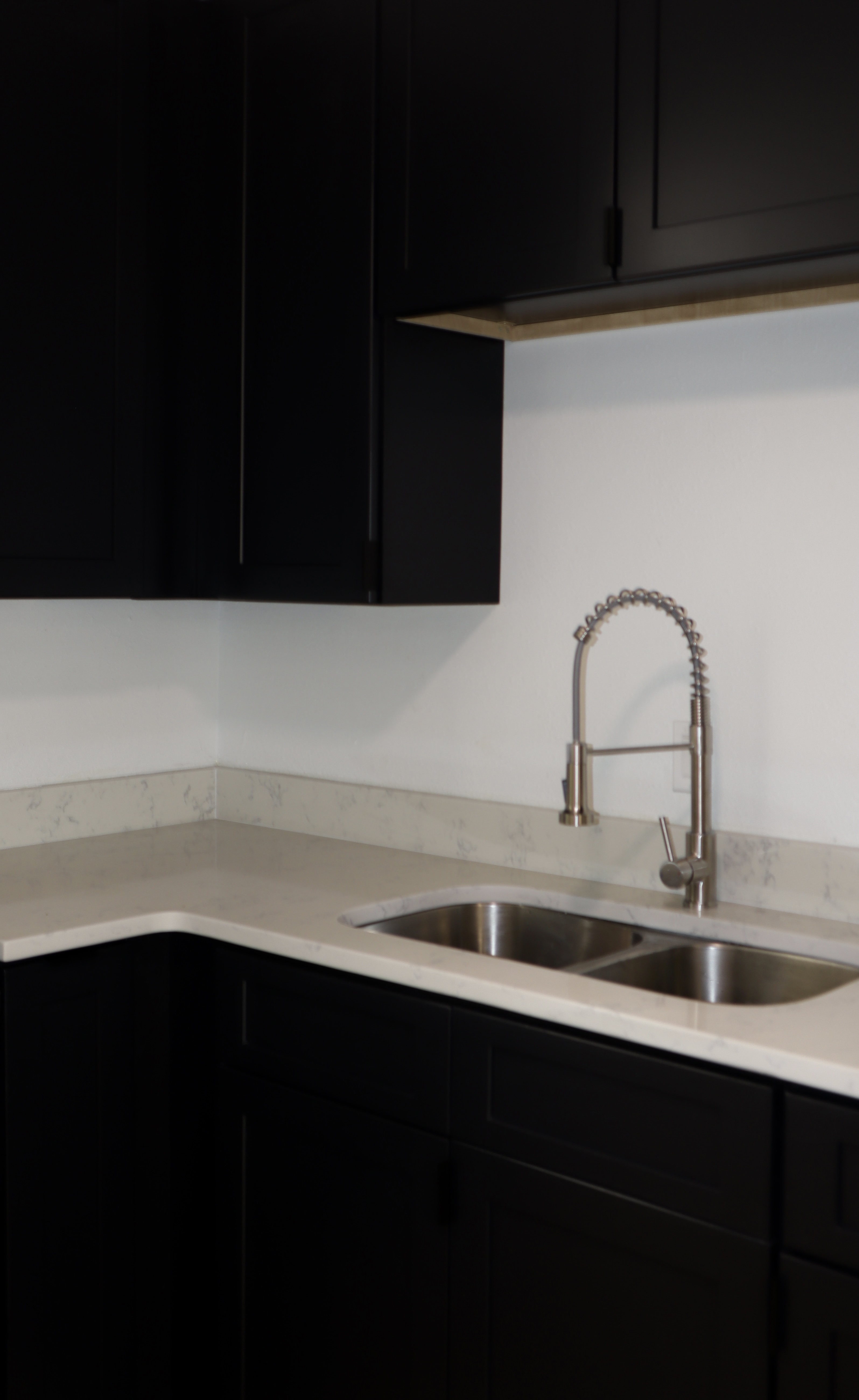 Potter PRC - Cocina Noir & Cuarzo Calacatta